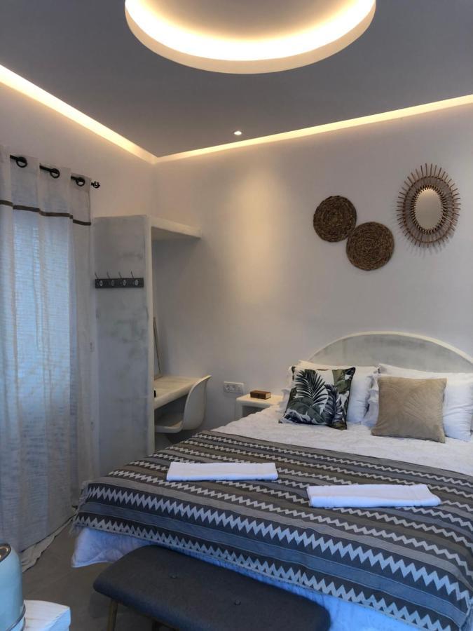 Oldtown Suites Fira 외부 사진