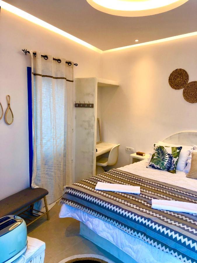 Oldtown Suites Fira 외부 사진