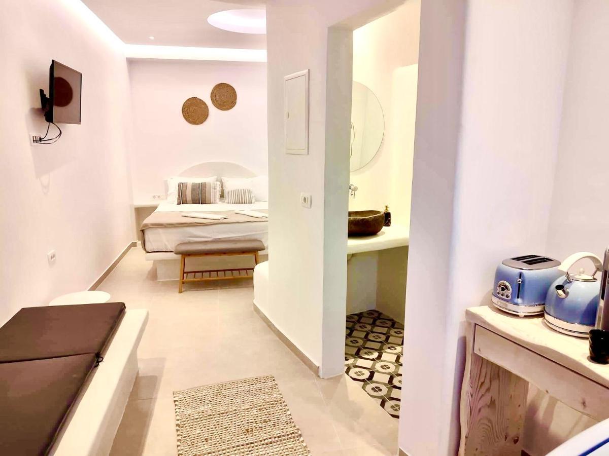 Oldtown Suites Fira 외부 사진