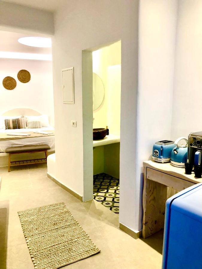Oldtown Suites Fira 외부 사진