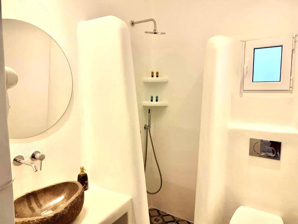 Oldtown Suites Fira 외부 사진