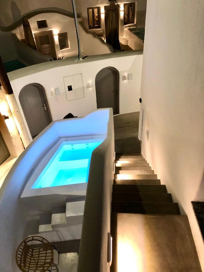 Oldtown Suites Fira 외부 사진