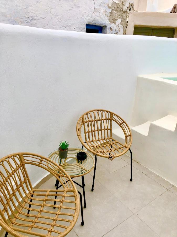 Oldtown Suites Fira 외부 사진