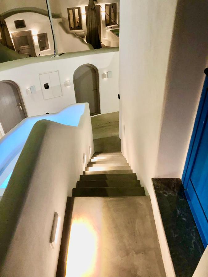 Oldtown Suites Fira 외부 사진